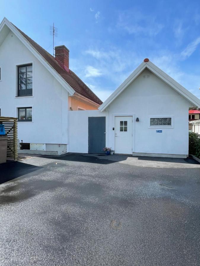 Kaptenhuset Skrea Strand Falkenberg Exterior photo